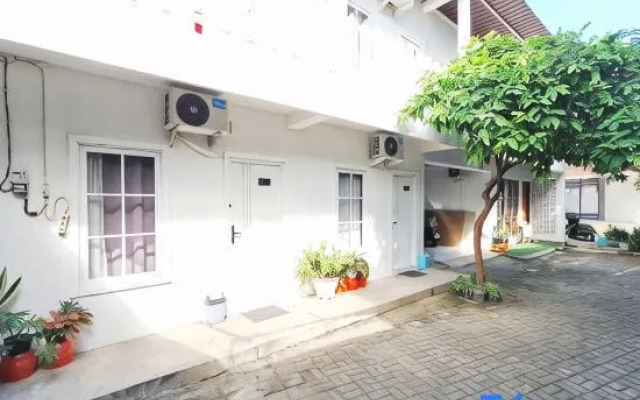 Niti Stay Syariah near Stasiun Wates RedPartner