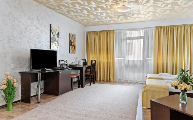 Hotel Charter