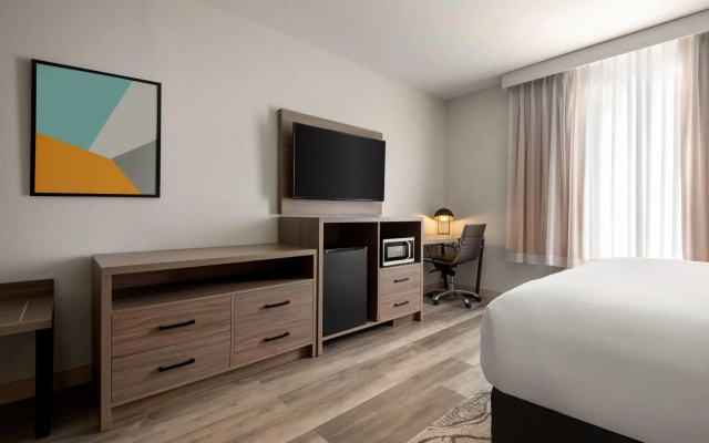 La Quinta Inn & Suites by Wyndham Montgomery