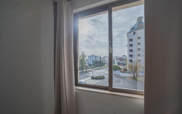 Отель Algardia Marina Parque Apartments By Garvetur Португалия, Виламура - отзывы, цены и фото номеров - забронировать отель Algardia Marina Parque Apartments By Garvetur онлайн комната для гостей