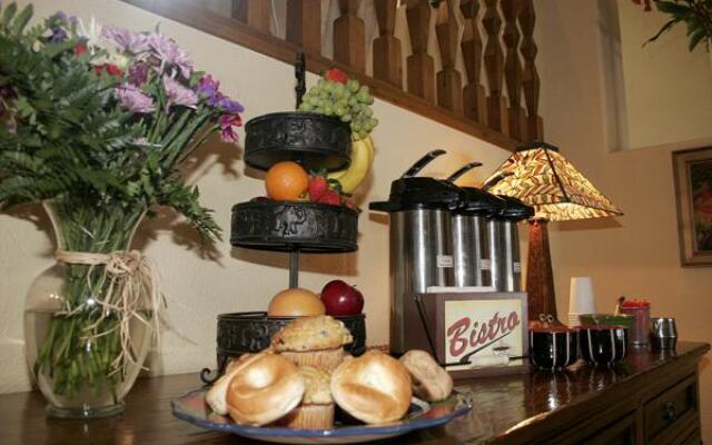 Seasons Lodge at Arrowhead: Beaver Creek Condo!