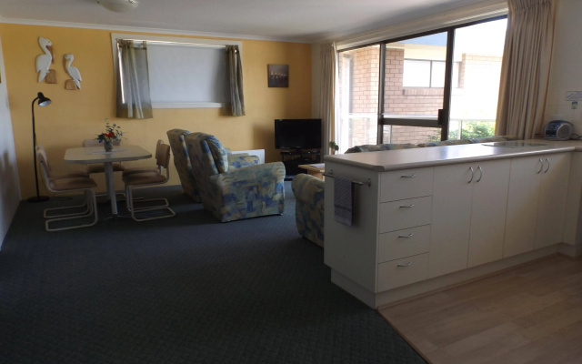Surfside Holiday Apartments