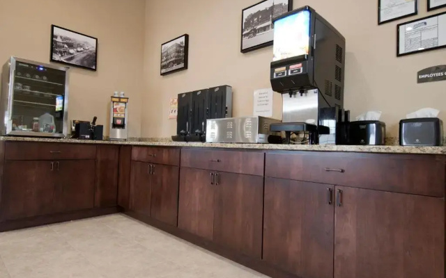 Cornerstone Inn & Suites