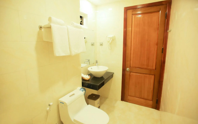 Kingdom Hotel