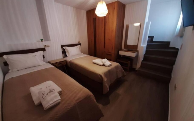 Epithea Suites Kythnos 4 Με Ιδιωτικη Πισινα