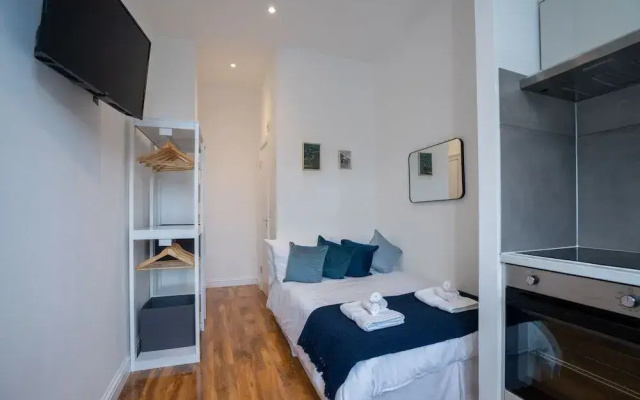 Flat 22