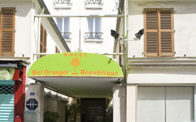 Отель Kyriad Paris 10 - Canal Saint Martin - République вид на фасад