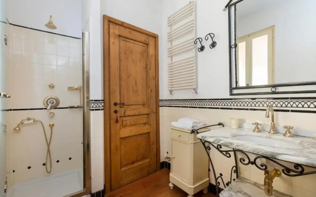 Villa Elisette by Impero House