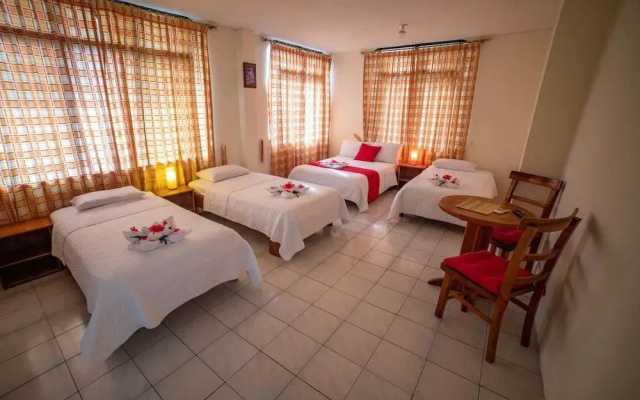 Hotel Red Booby