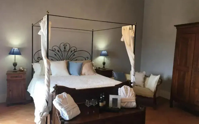 Cordella in Valdorcia Truffle & Olive Oil Resort - Podere Borgasso