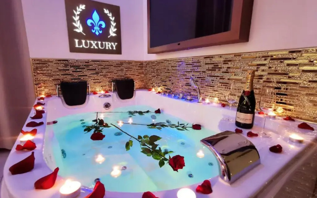 Chroma Italy - Giglio Luxury Apartment