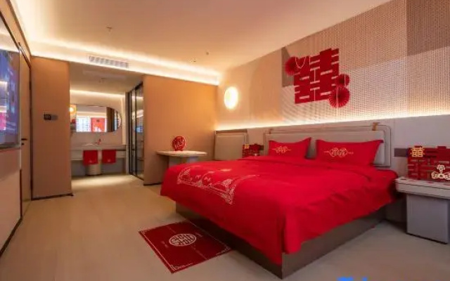 Orange Hotel Yingkou Bayuquan Wanda Plaza