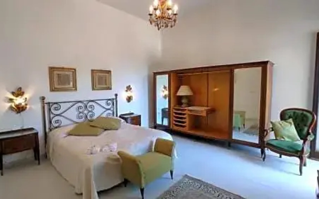 LeTreDonne-Villa con piscina