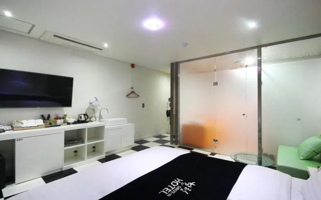 Healing Hotel