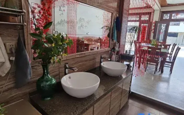 Huidelou Hotel, Jixian County
