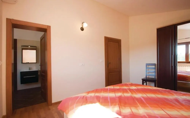 Nice Home in Vodnjan With Wifi and 4 Bedrooms