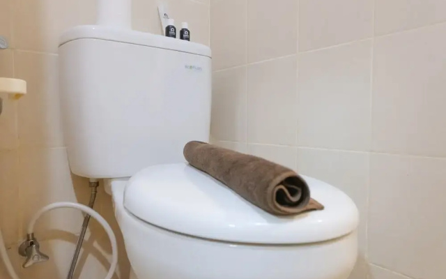 Strategic And Comfortable 1Br Apartment At Parahyangan Residence