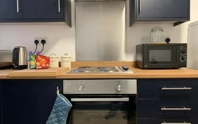 Flat 2, 3 Saville Place