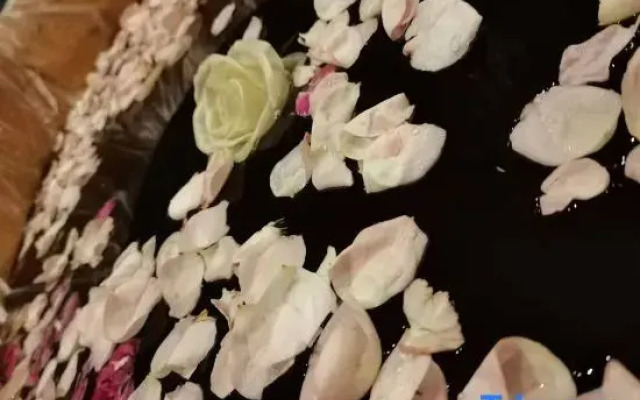 Qianyi SPA Hotel (Zibo Zhoucun Ancient Mall Shop)