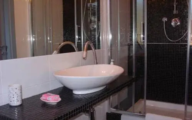 B&B Suite 53