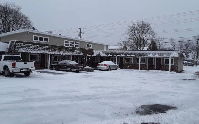 Gladstone Motel