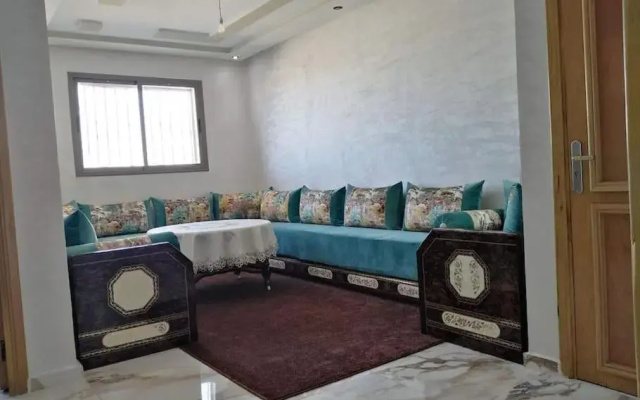 Appartement bien situé Dahomey city . Bahia beach