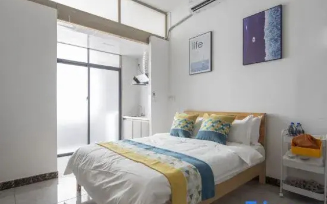 Yaxin Apartment