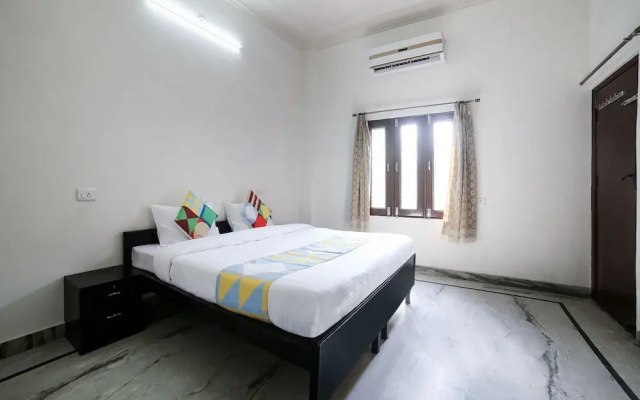 OYO Home 22635 Modern Villa 3BHK