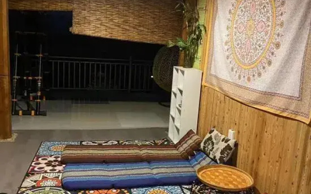 Haitang Bieyuan Homestay (Xishuangbanna Jinghongxu Big Buddha Temple Manhena Branch)