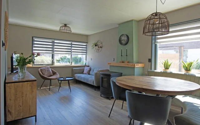Bungalow Mui aan Zee in Centre of Petten