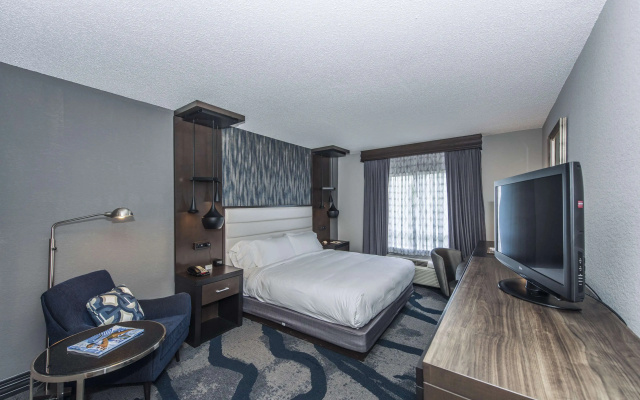 DoubleTree by Hilton North Charleston - Convention Center