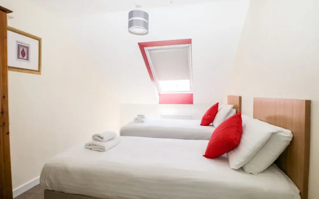 Marine Court Three Bedroom Second-floor Apartment 34