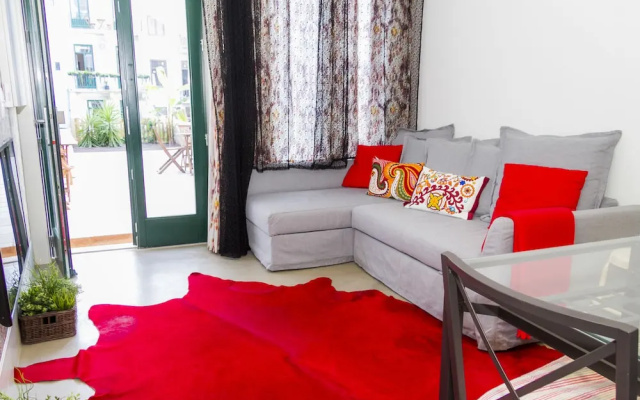 Liiiving in Porto - Bolhão Garden Apartment