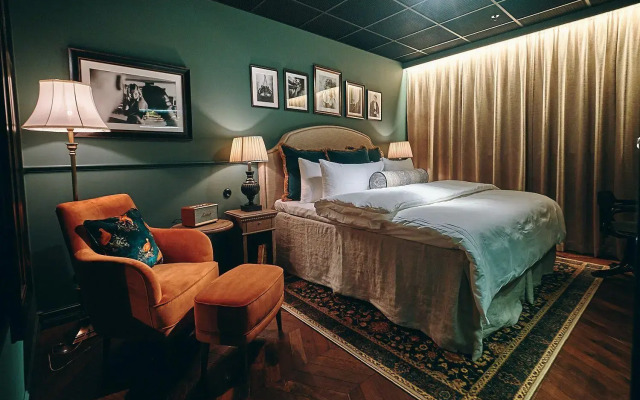 The Steam Hotel