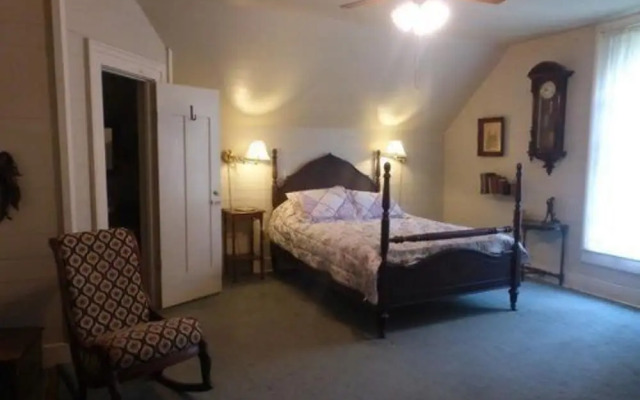 Mulberry Lavender Farm and B&B