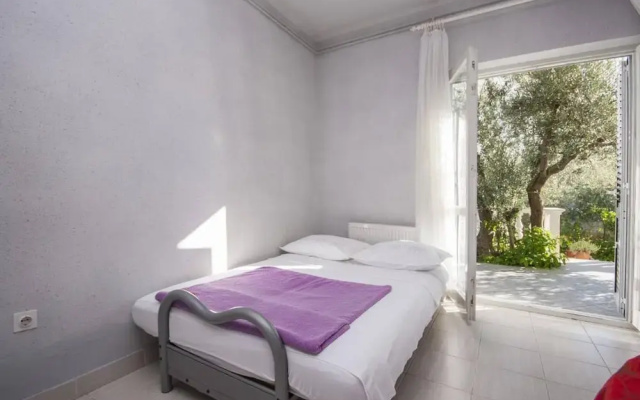 Cozy One-bedroom Apartment for 4 Guests
