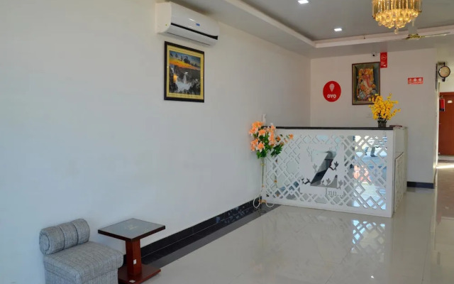 Collection O 4308 Hotel Zaarang Inn