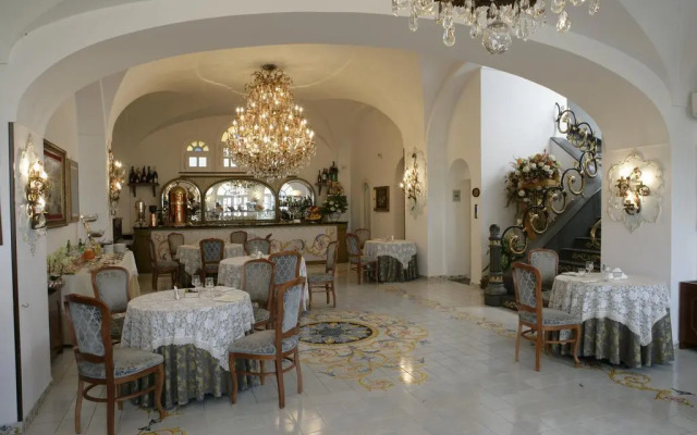 Grand Hotel Ristorante Le Galassie