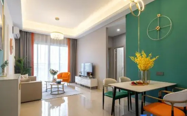 Livetour Vacation Homestay (Foshan Luhu)
