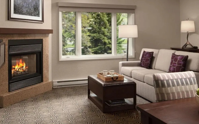Vail Luxury Condos by VRHost