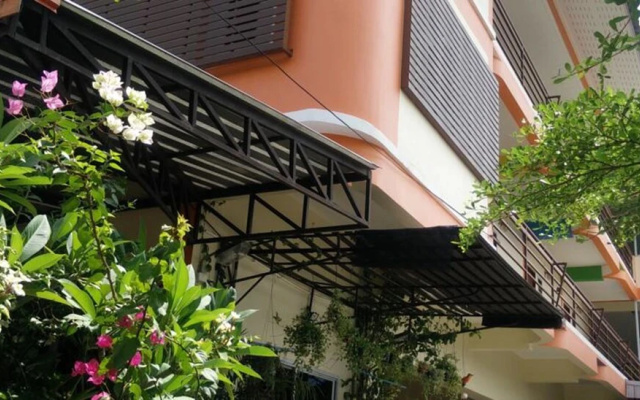 Promplace Residence