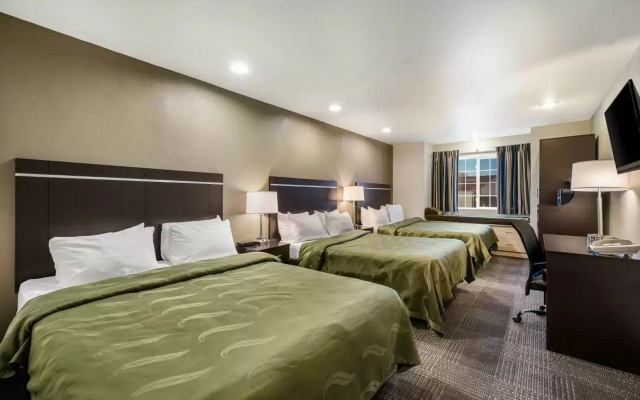 Quality Inn & Suites near NAS Fallon