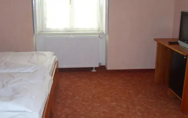 Lovas Udvarház Panzió