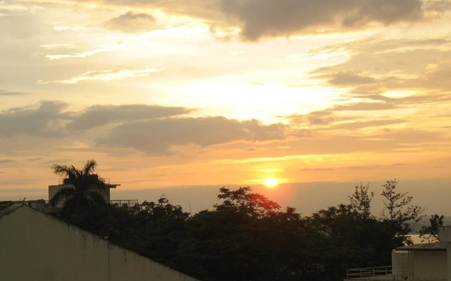 Vinayak Villa, Luxury Service Apartments