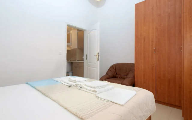 Apartment 1774