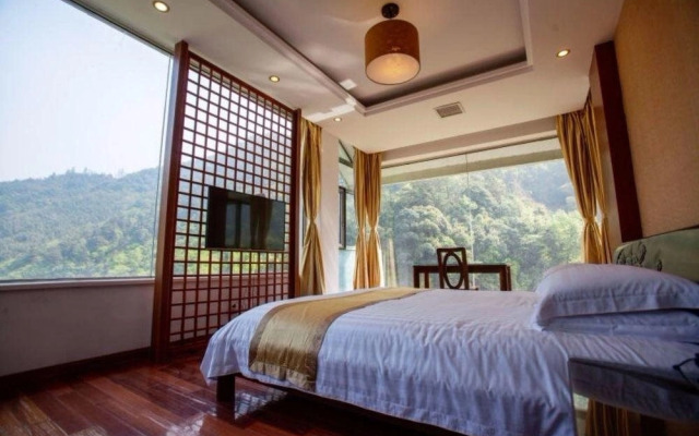 Herun Shijia Holiday Hotel