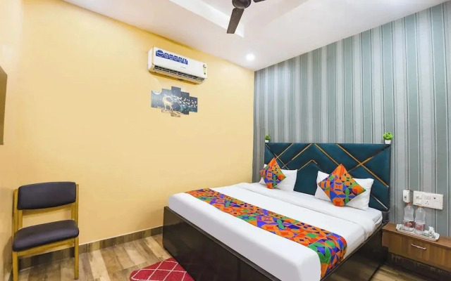Fabhotel Lotus Inn