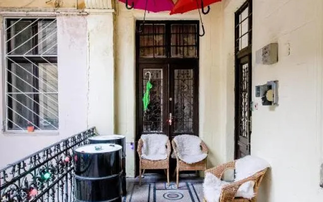 KZ5 Apartment in Kazinczy street