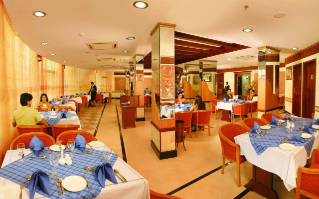 Regant Lake Palace Hotel