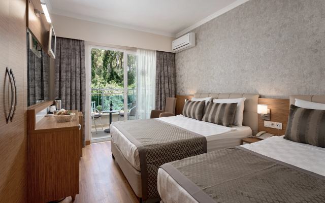 Annabella Park Hotel